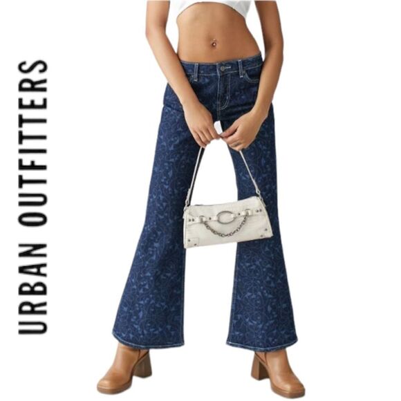 NEW BDG UO Urban Outfitters Low-Rise Flare Denim Jeans 27 28 31 - Picture 1 of 5